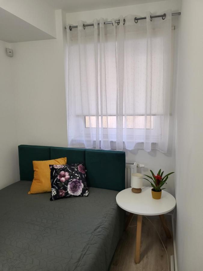 Apartament Z Widokiem-Blizej Zdroju Polanica-Zdroj Exterior photo